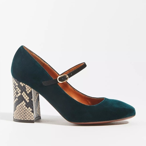 nib Chie Mihara ‘Vache’ Velour Mary Jane Block Heel Pumps in Green, size 9 - Picture 1 of 9